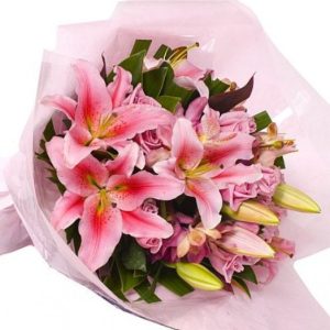 6 Oriental Lilies Bunch